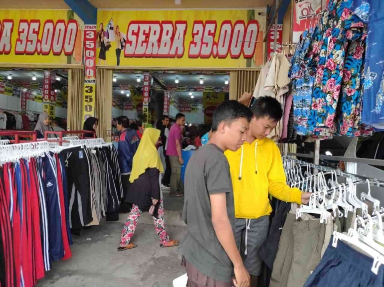 Mall Baru vs Tradisi Parcel Lebaran: Siapa yang Akan Menang di Cilacap?